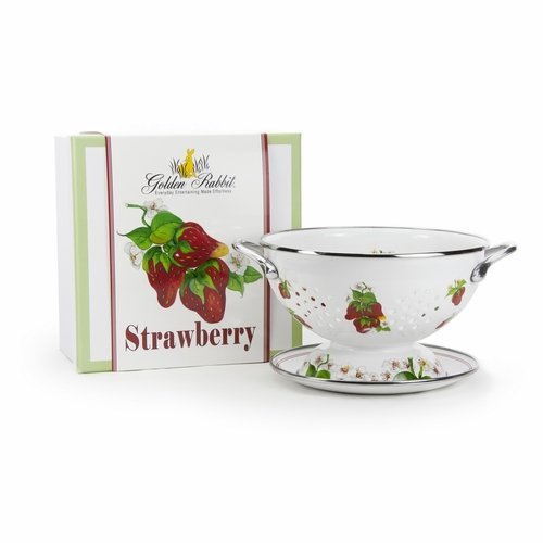strawberry-colander-gift-set-by-golden-rabbit-1 strawberry colander gift set golden rabbit